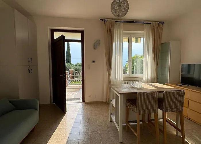 Calmasino Apartman Calmasino